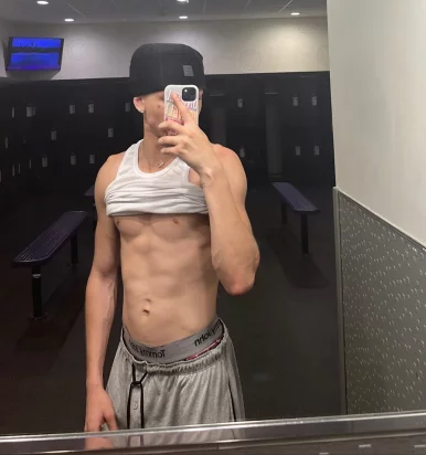 Photo of model @imaginarydd