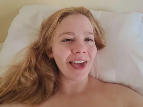 Photo of model @internetfairy_xo