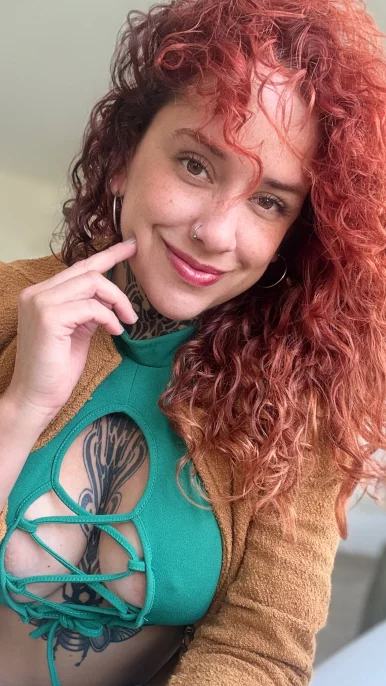 Photo of model @isarizadafree