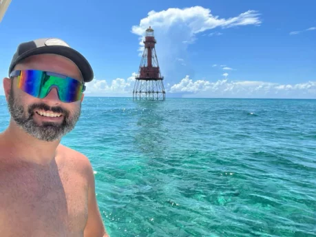 Photo of model @islandboyvids