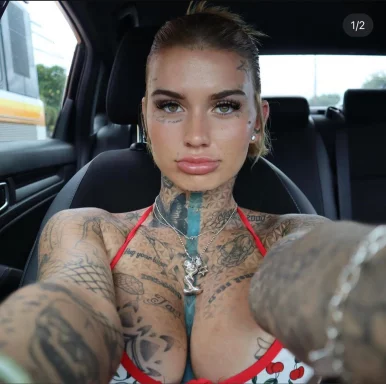 Photo of model @itscocoblake