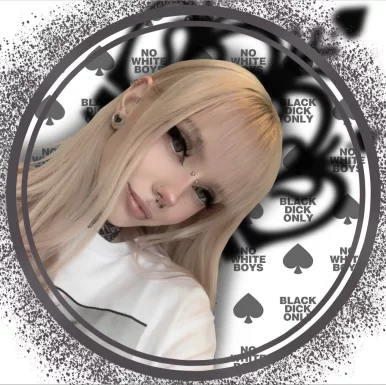 Photo of model @itscutiepiesade