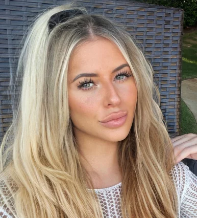 Photo of model @itsmestella