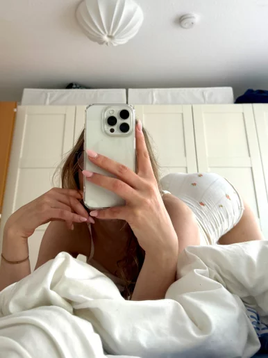 Photo of model @itsmiaofficial