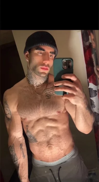 Photo of model @itsrichbreezy