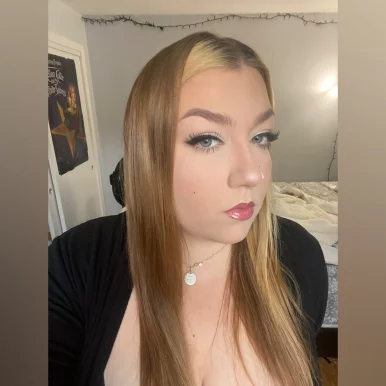 Photo of model @ivywillowxo