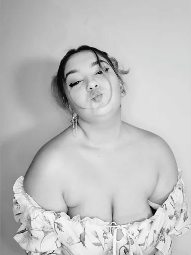 Photo of model @izzasparkles