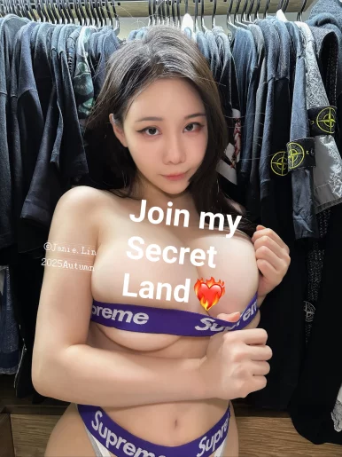 Photo of model @janielin