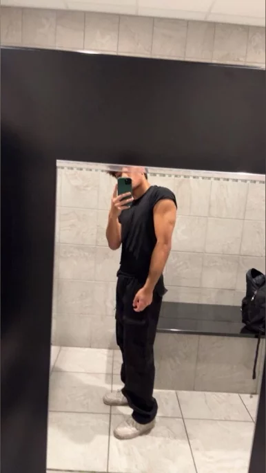 Photo of model @jasenbress