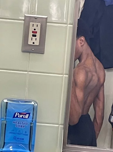 Photo of model @jaseyco