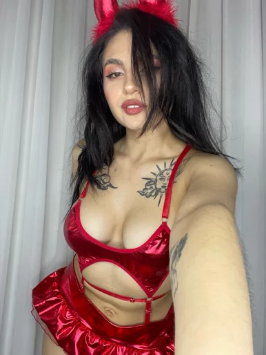 Photo of model @jasmin.brwn