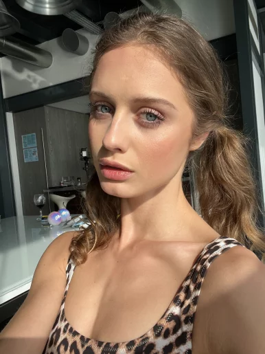 Photo of model @jennifer_engel