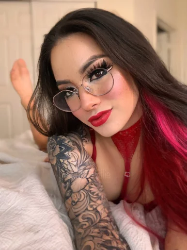 Photo of model @jessalynnlillie