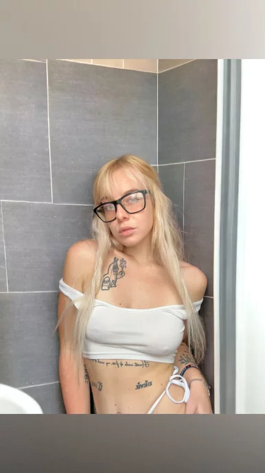 Photo of model @jessicaofficialof