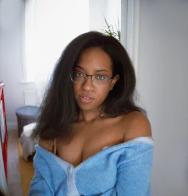 Photo of model @jessiedames