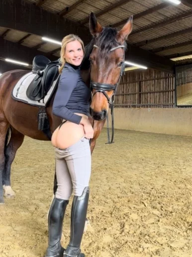 Photo of model @jessysanders