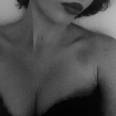 Photo of model @jinx69minx