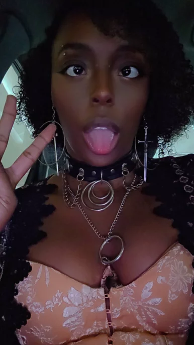 Photo of model @jinxedprincess