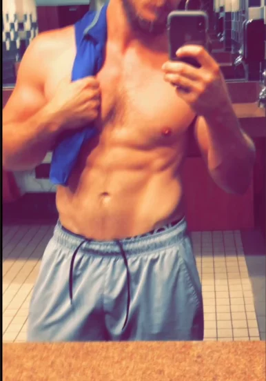 Photo of model @johnnyw3st