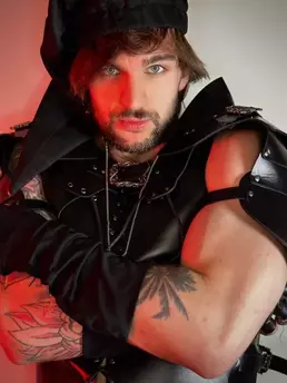 Photo of model @joshjamesdarkprince