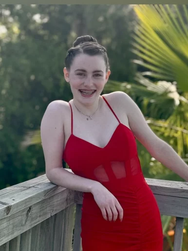 Photo of model @julia4_thewin