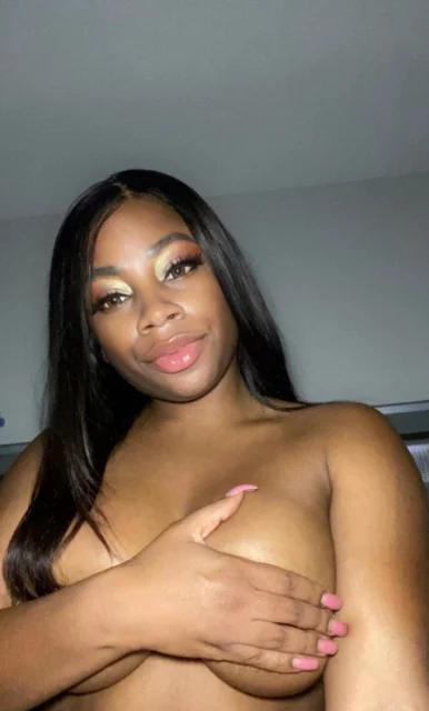 Photo of model @kaiyarosexxx