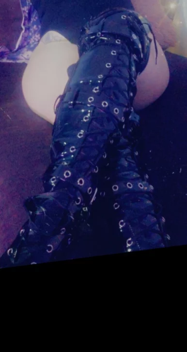 Photo of model @kalaxxia