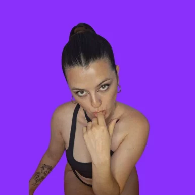 Photo of model @kamarievans