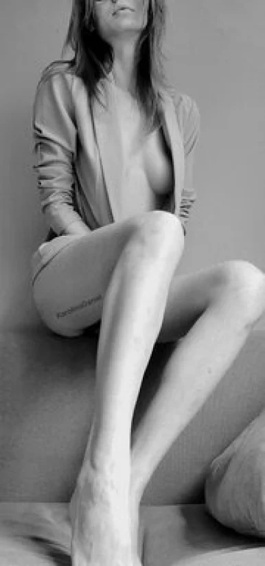 Photo of model @karolaid