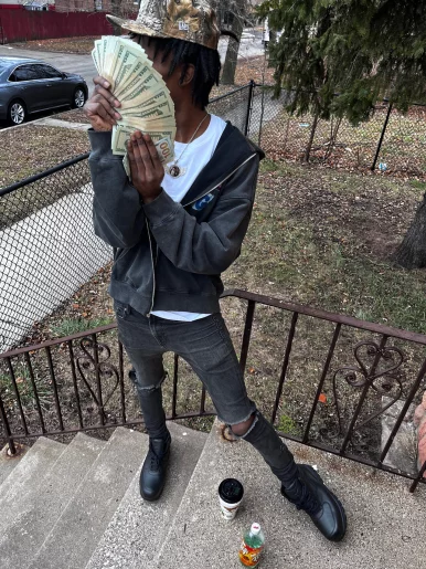 Photo of model @kbateyogirll