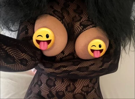 Photo of model @kekelovesxxx