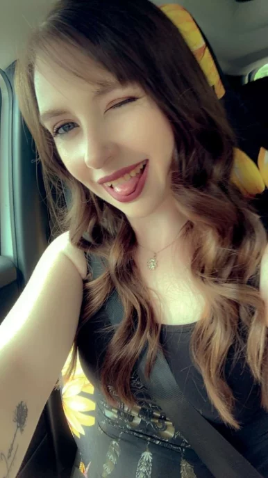 Photo of model @kellim22