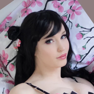 Photo of model @kellyjeaaann