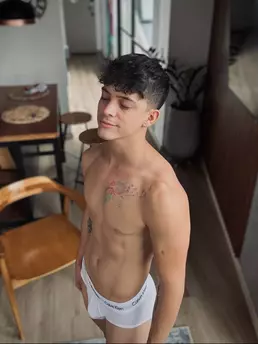 Photo of model @keynle_