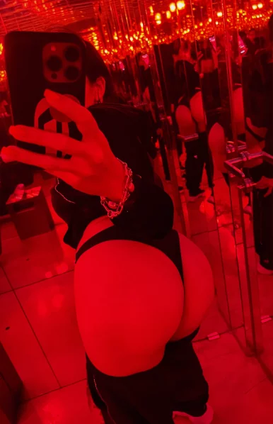 Photo of model @kielamurii