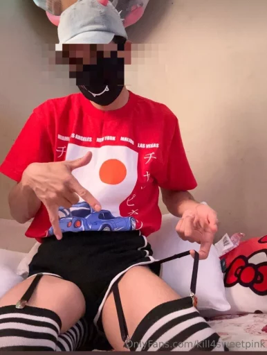 Photo of model @kill4sweetpink