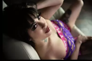 Photo of model @kimmiepossiible