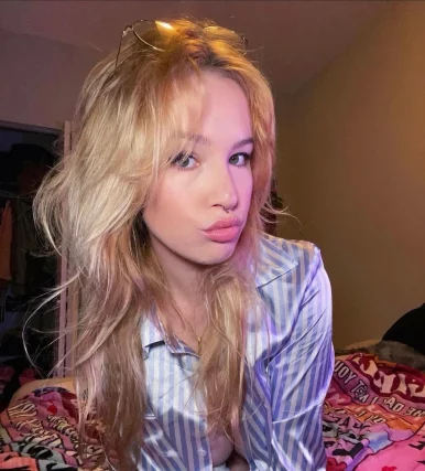 Photo of model @kingcaitlinnn_ppv