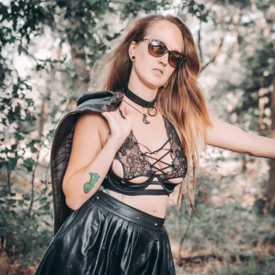 Photo of model @kitty_sweetcheeks