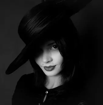 Photo of model @kourtneym