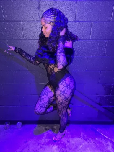 Photo of model @kuteassjaeee