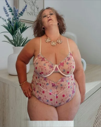 Photo of model @ladyjane73