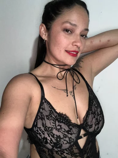 Photo of model @larissabraga92