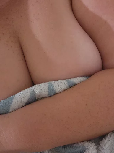 Photo of model @leebby