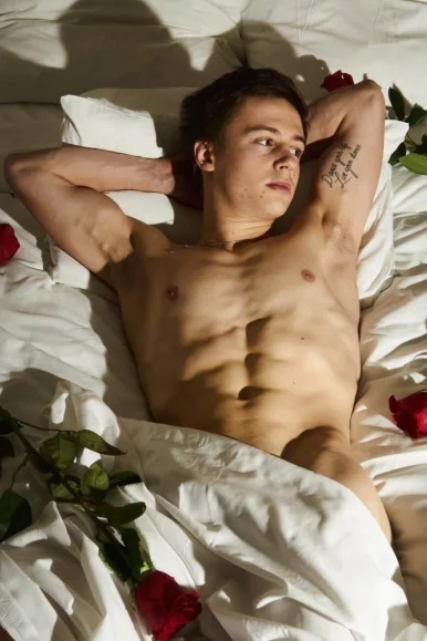 Photo of model @leolorenzooo