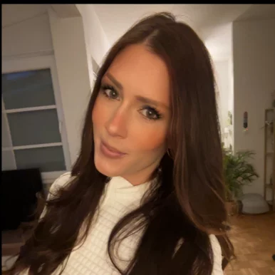 Photo of model @leonieschwarz