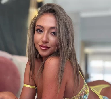 Photo of model @lesleyred