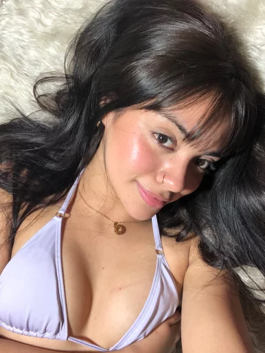 Photo of model @leyna_dzz