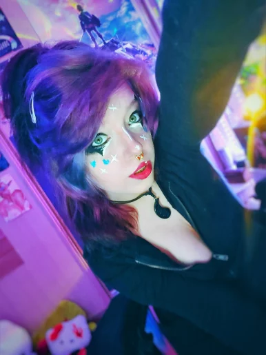 Photo of model @lilac_lychee