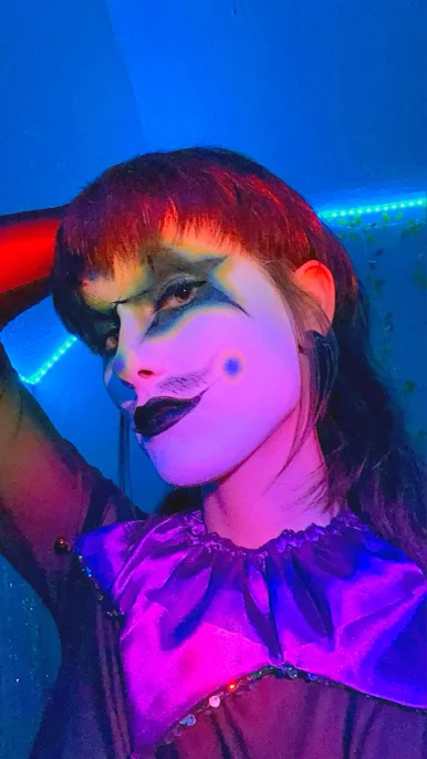 Photo of model @lilbluelotus